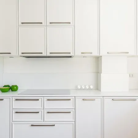 Pure White Luxury - Bymyhomeincomo شقة